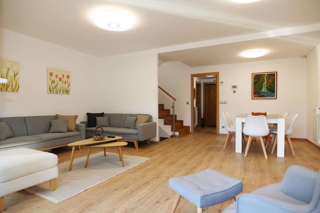 Oiassoenea - Magnifica Vivienda Familias Y Grupos En Irun